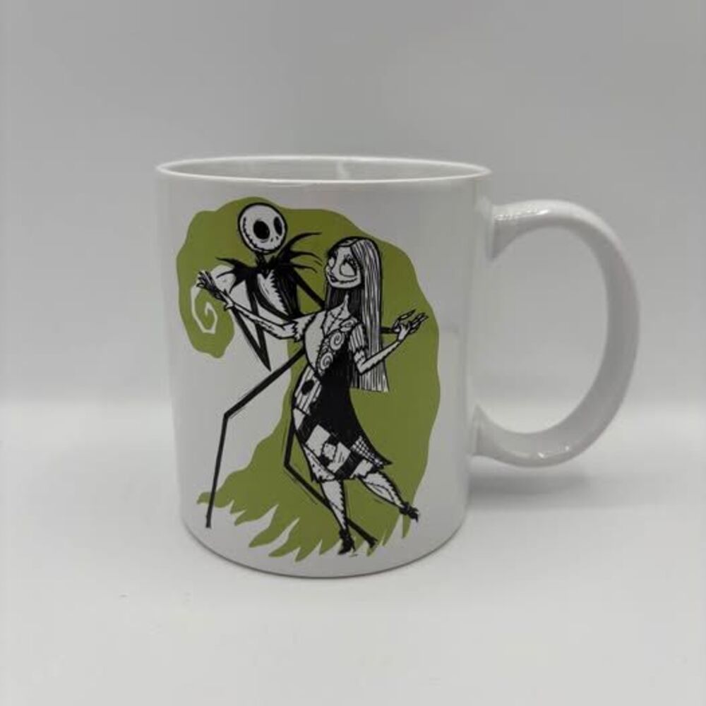 Zak! Nightmare Before Christmas Haunted Hound Sally Jack 16 oz Coffee Tea Mug